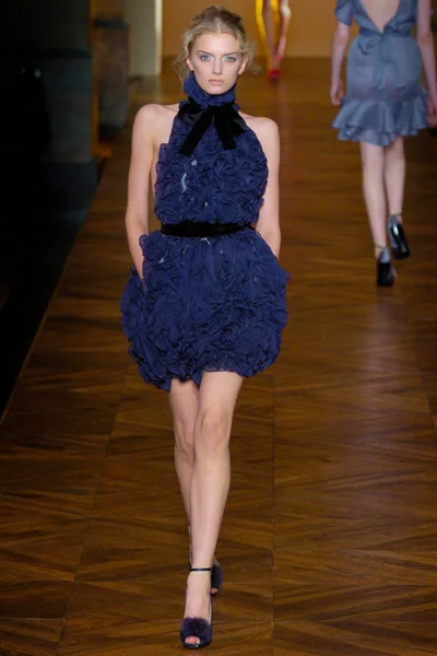 Look 35